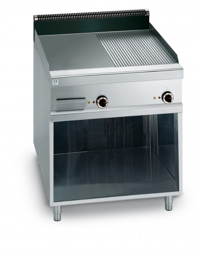 RIBBED ELECTRIC GRIDDLES ON CABINET