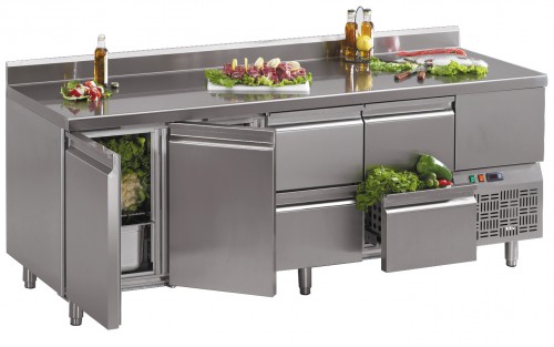 Counter with ventilated cooling and capacity of  550 litres