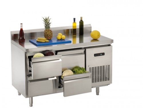 Counter with upstand, 1355x700x970 mm, convection cooling