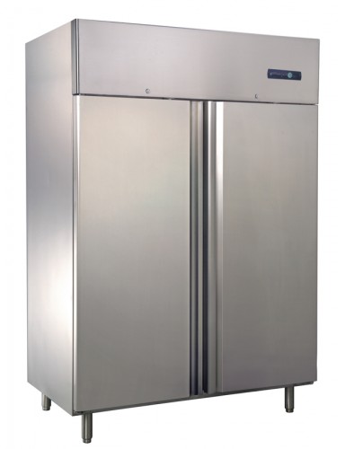 Freezer with capacity of 1250 liters