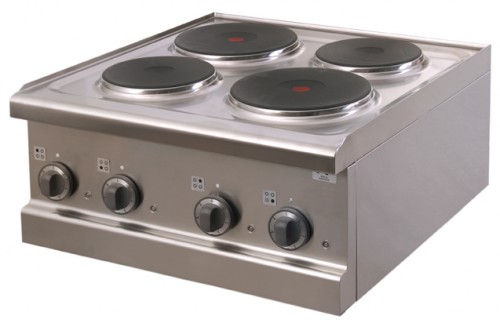 Cooker with 4 plates