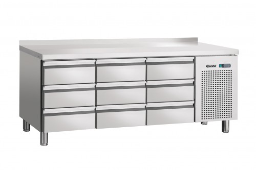 Refrigerated counter ventilated, 9dr, splashback