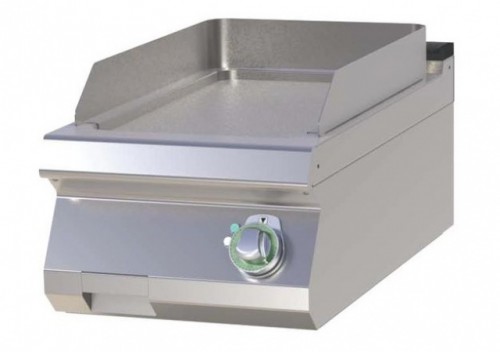 Fry top gas with smooth stainless steel surface